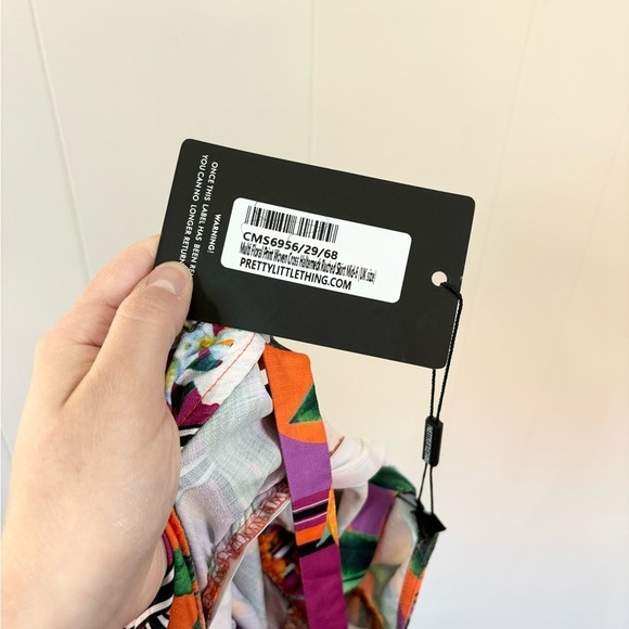 Pretty Little Thing milti floral print cross halterneck ruched midi dress size 2 - Picture 5 of 5